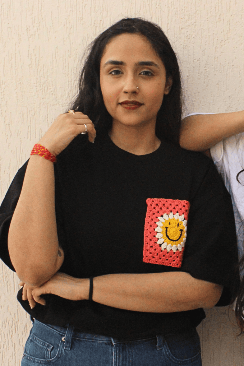 Smiley Black Crochet Oversize tshirt