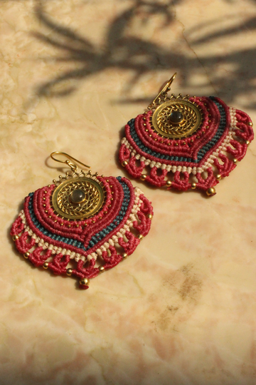MALANG/ Handmade Macrame Earrings- Red