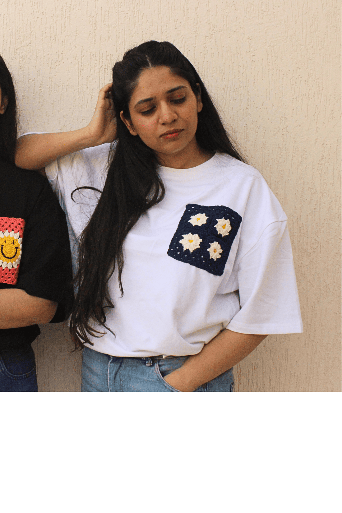 Four flowers-White Crochet Oversize tshirt
