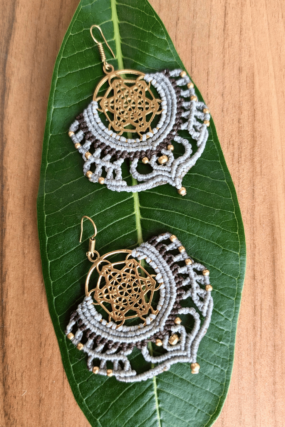 MALANG/ Handmade Macrame Earrings