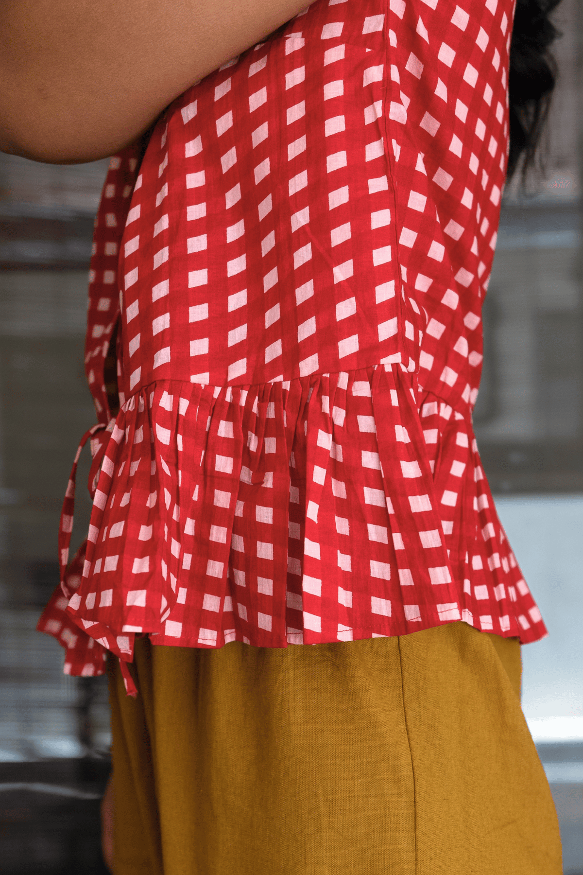 Suzu (鈴)- Gingham Tie Top